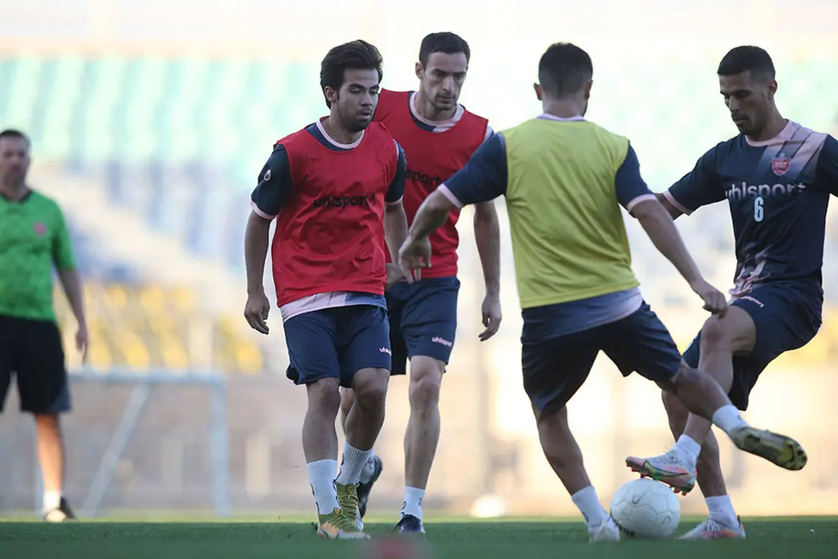 پرسپولیس برای ملی‌پوشانش جانشین پیدا کرد
