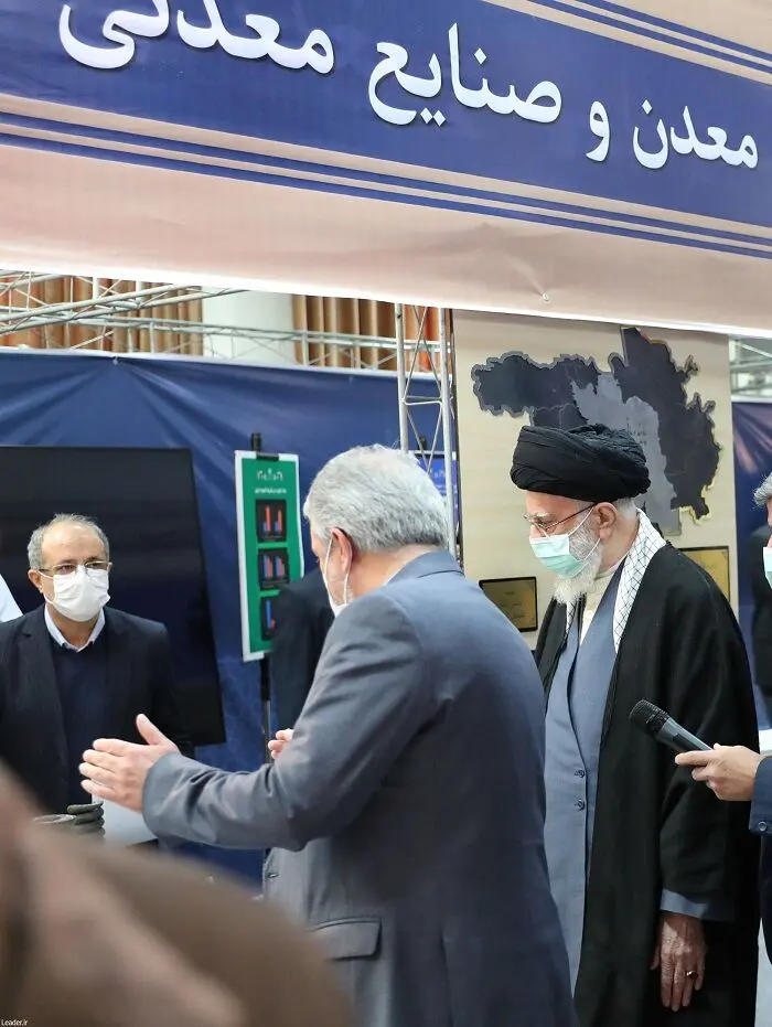 رهبر انقلاب صبح امروز از نمایشگاه توانمندی‌های صنعتی بازدید کردند/گزارش تصویری