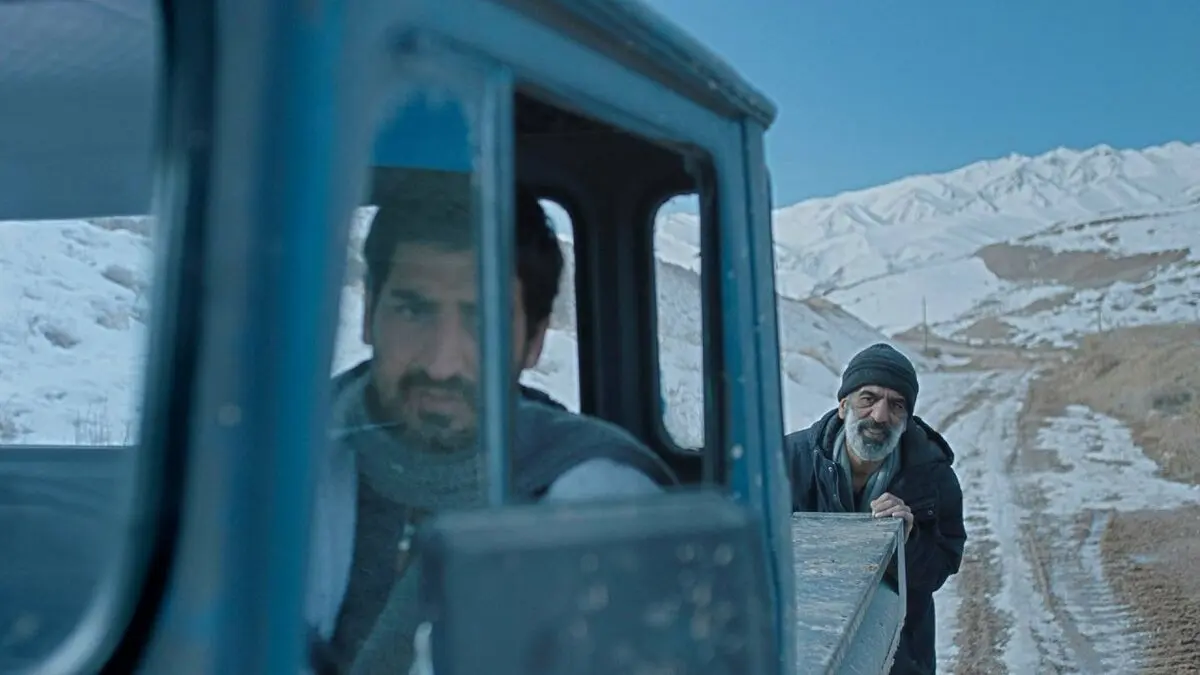 معرفی فیلم سینمایی «آه سرد»