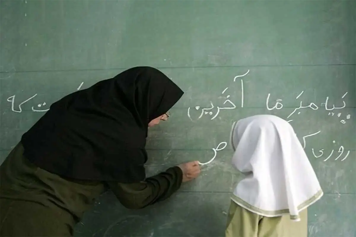 معلمان و فرهنگیان بخوانند/ افزایش سن بازنشستگی معلمان شامل چه کسانی می شود؟
