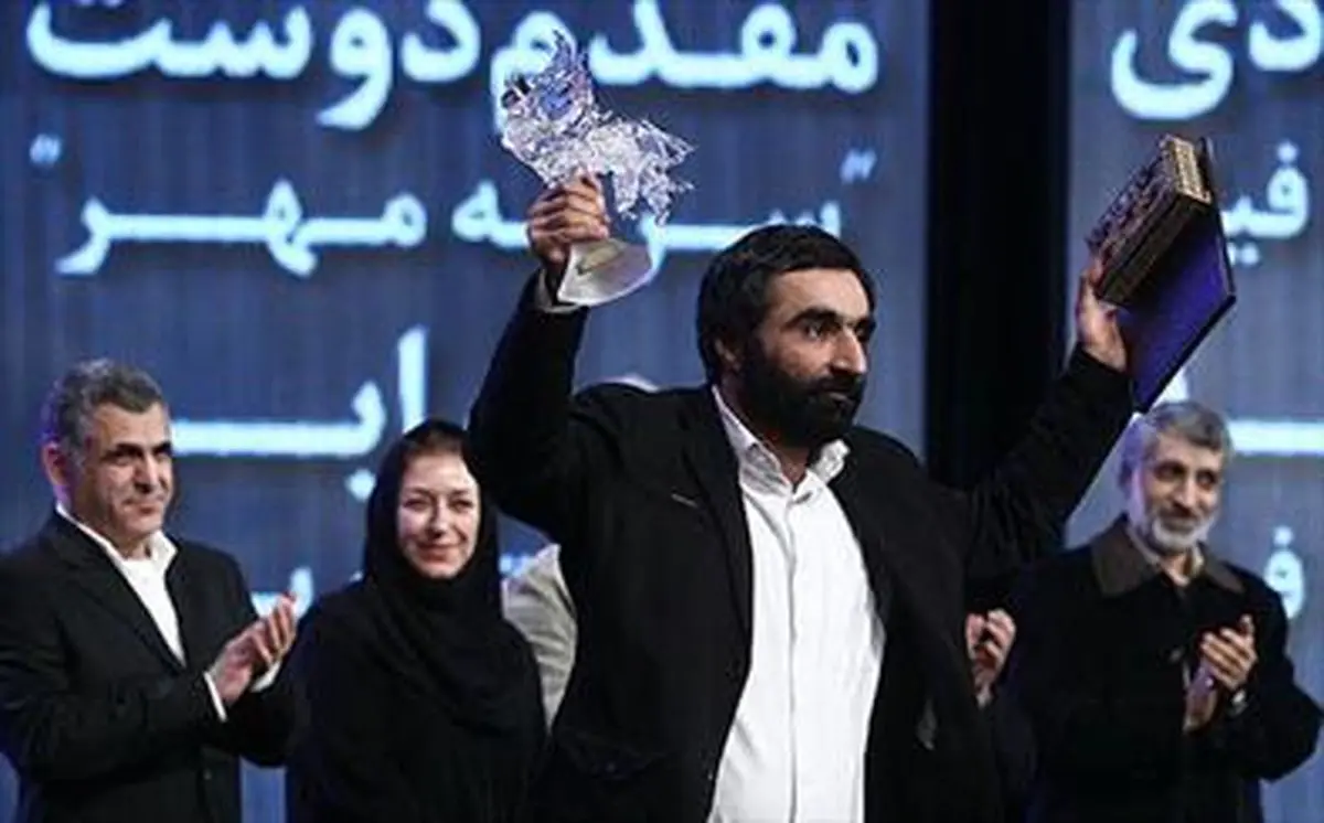 ازم بود درباره آنهایی که از نماز خواندن خجالت میکشند فیلم ساخته شود