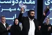 ازم بود درباره آنهایی که از نماز خواندن خجالت می‌کشند فیلم ساخته شود