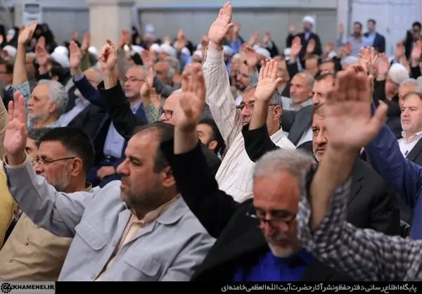 دیدار کارگزاران حج با رهبر انقلاب اسلامی/گزراش تصویری