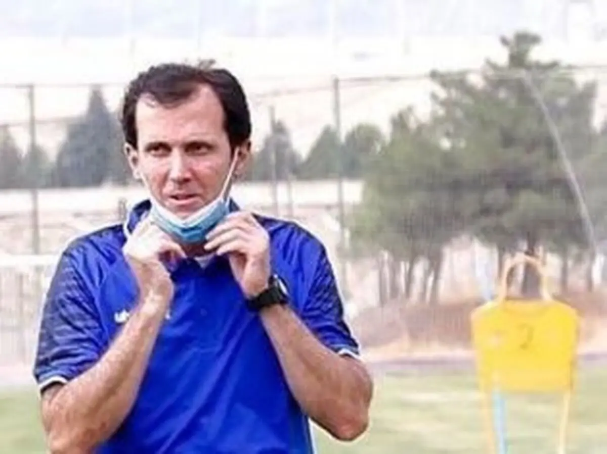عزیزیان: شاید بهتر بود حسینی برای پنالتی ها وارد زمین می‌شد