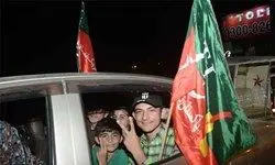 حزب تحریک انصاف پاکستان جشن پیروزی گرفت/ عکس
