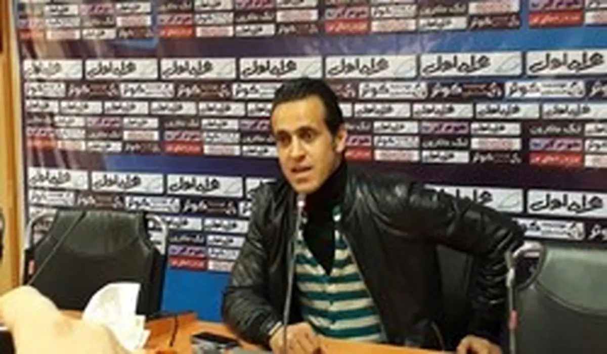 در ۵-۶ دقیقه تمرکز خود را از دست دادیم و ۳ گل خوردیم