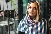 دنیا مدنی با پوشش سنتی /عکس