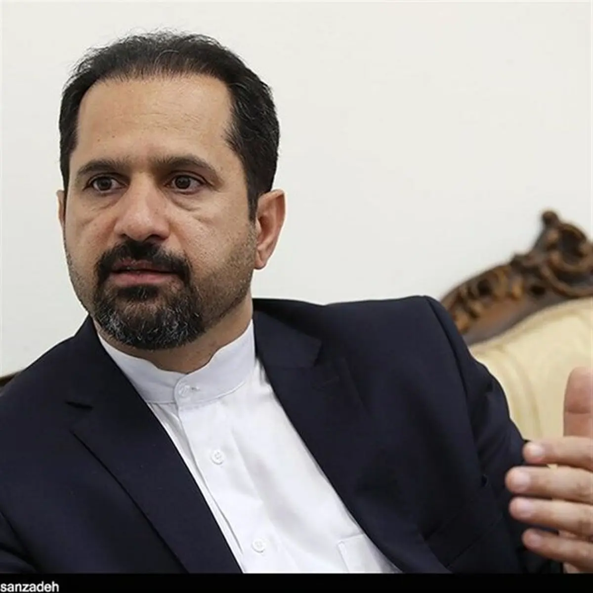 دستیار ظریف: ترامپ در مقابل تهران منزوی شد