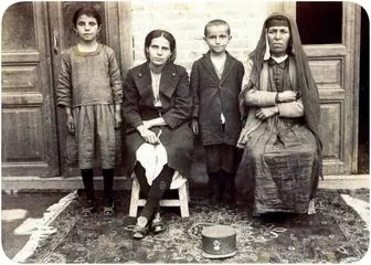 یک خانواده ایرانی در سال ١٣١٠ +عکس