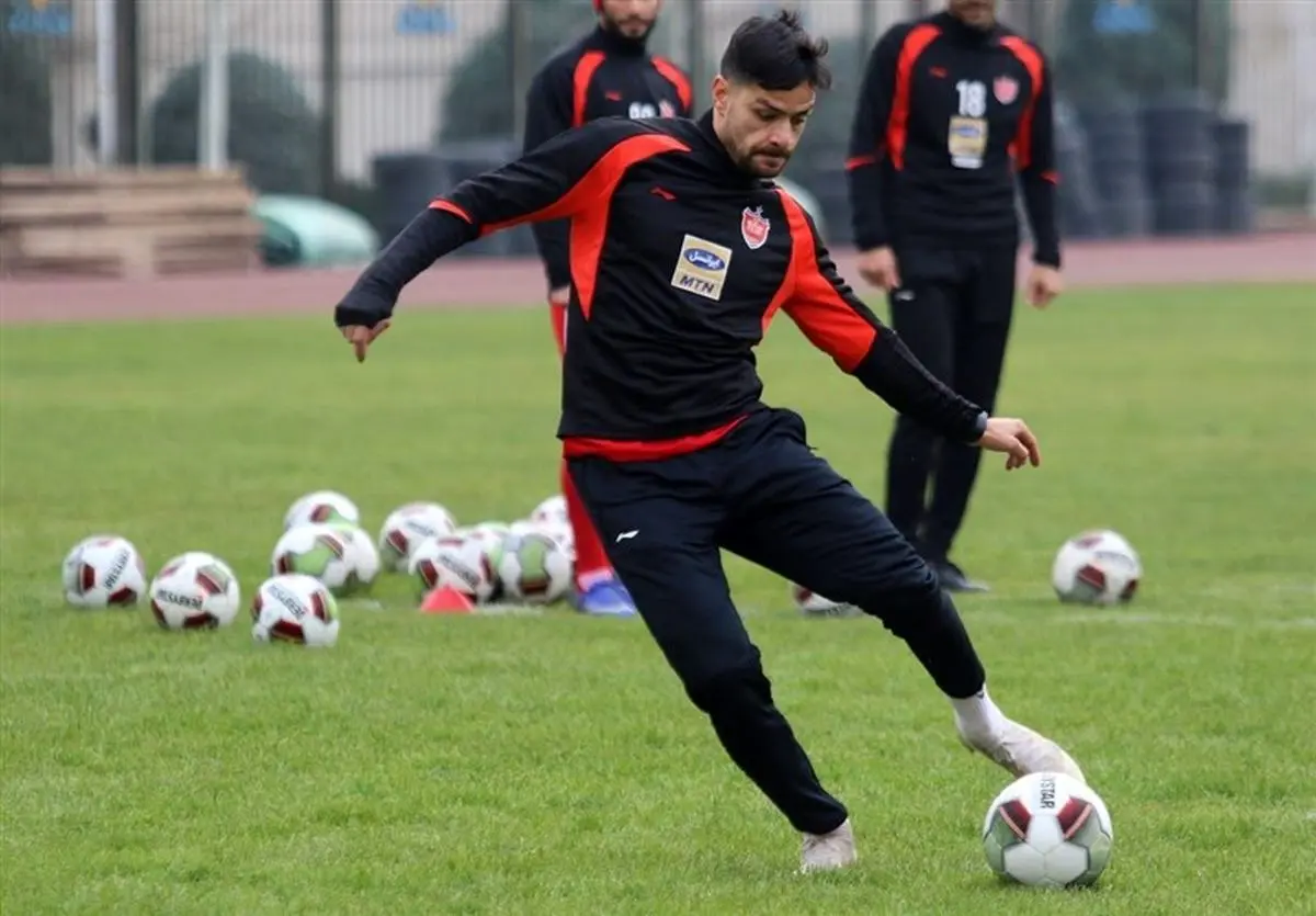 پرسپولیسی ها پنهان می شوند
