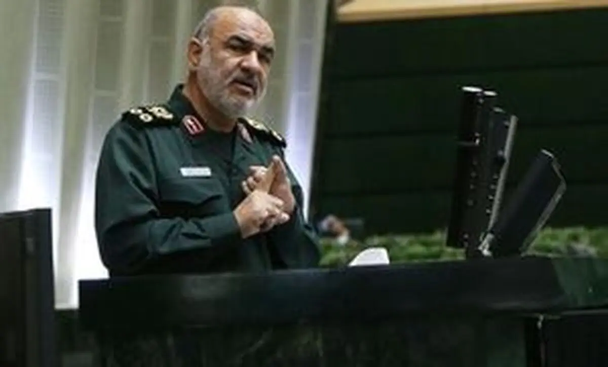  سردار سلامی: باید نقاط جدیدی برای سکونت سیل زدگان جاسک در نظر گرفت 