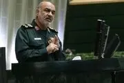  سردار سلامی: باید نقاط جدیدی برای سکونت سیل زدگان جاسک در نظر گرفت 