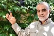 
عشق راننده کامیون به شهید سلیمانی +عکس
