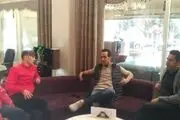 دیدار کریمی با سرخپوشان پایتخت در هتل اوین 