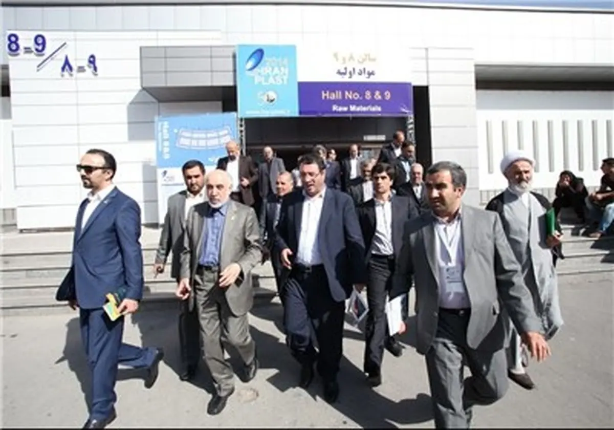 بررسی مشکلات پتروشیمی با حضور معاون زنگنه