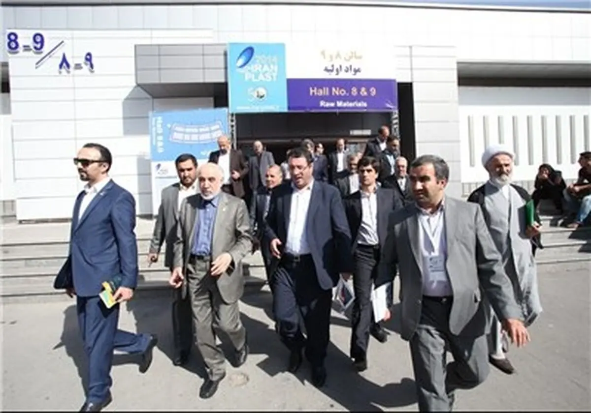 بررسی مشکلات پتروشیمی با حضور معاون زنگنه