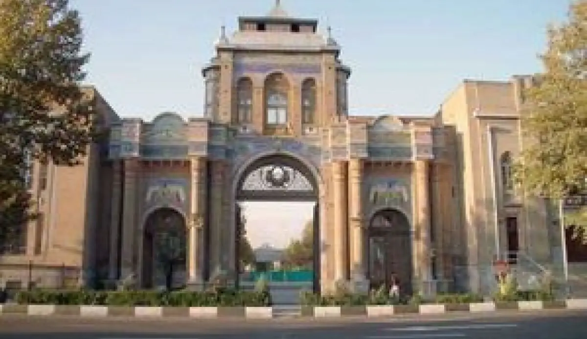 کدام سفیر مقام بالاتری از وزیر خارجه ایران داشت؟