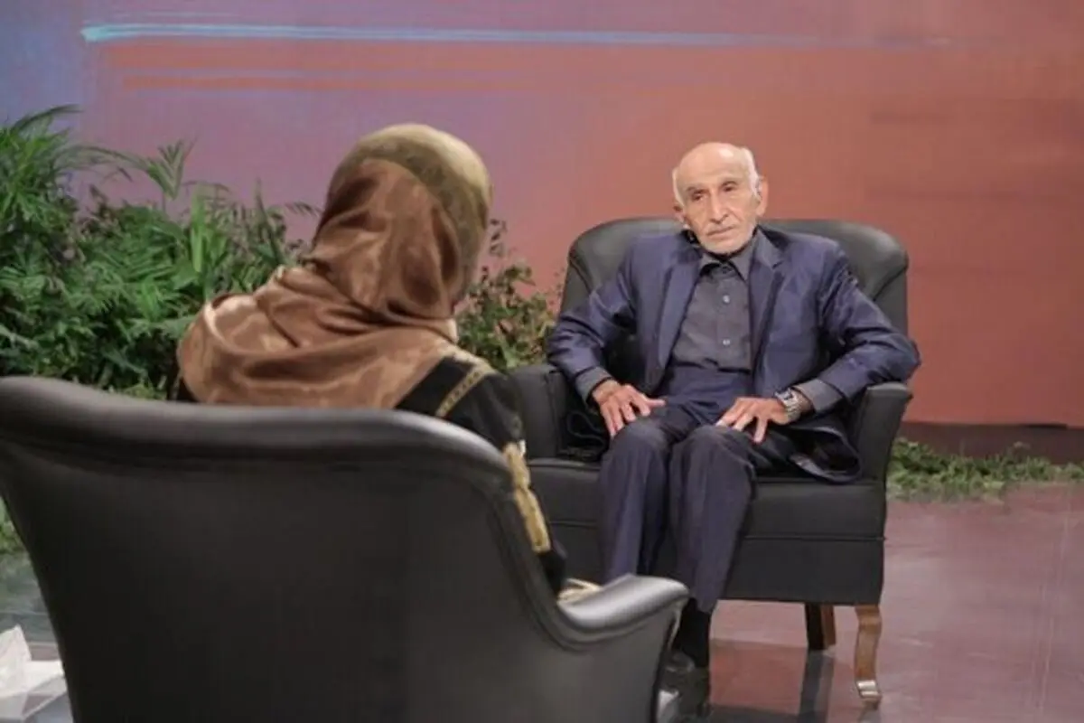 ماجرای جالب پیرمردی که در ٩٠ سالگی دکترا گرفت