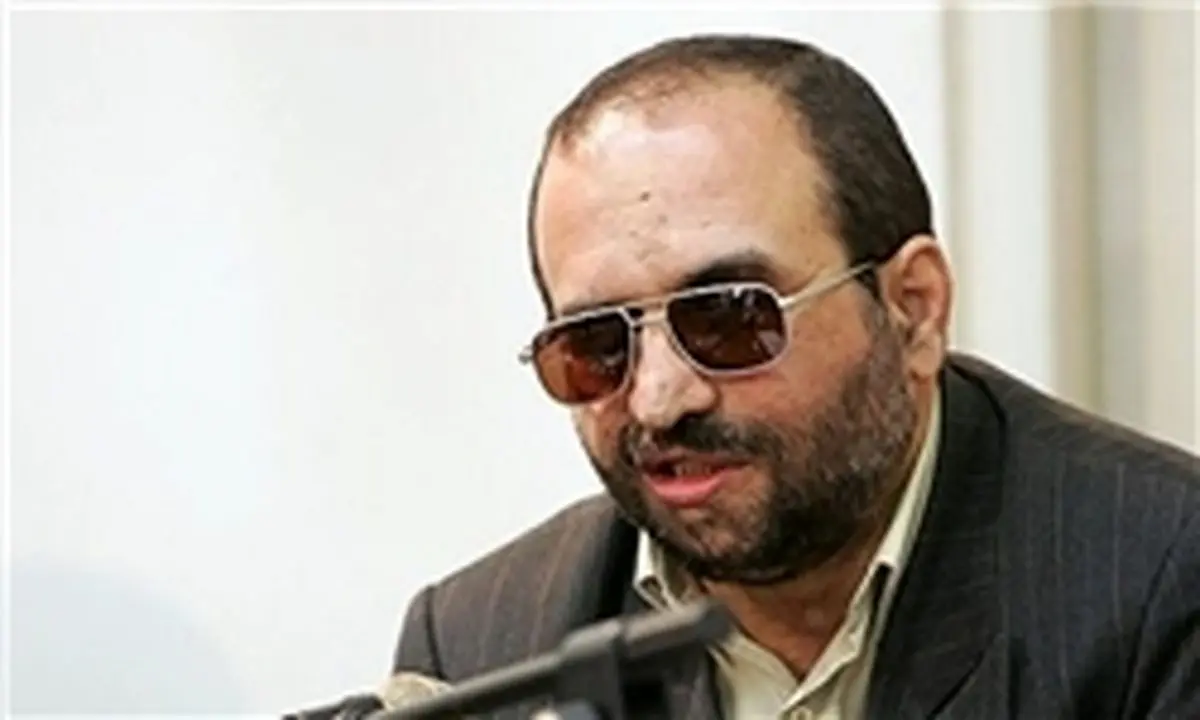 رئیسجمهور ما با خودشیفتگی مثال زدنی حاضر به اقرار واقعیت نیست