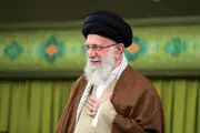 دختر بچه ای که درخواست بغل کردن رهبر انقلاب را کرد