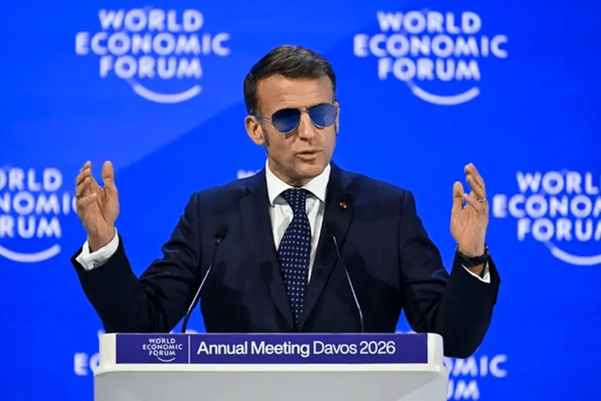 ماجرای عینک آفتابی ماکرون در داووس