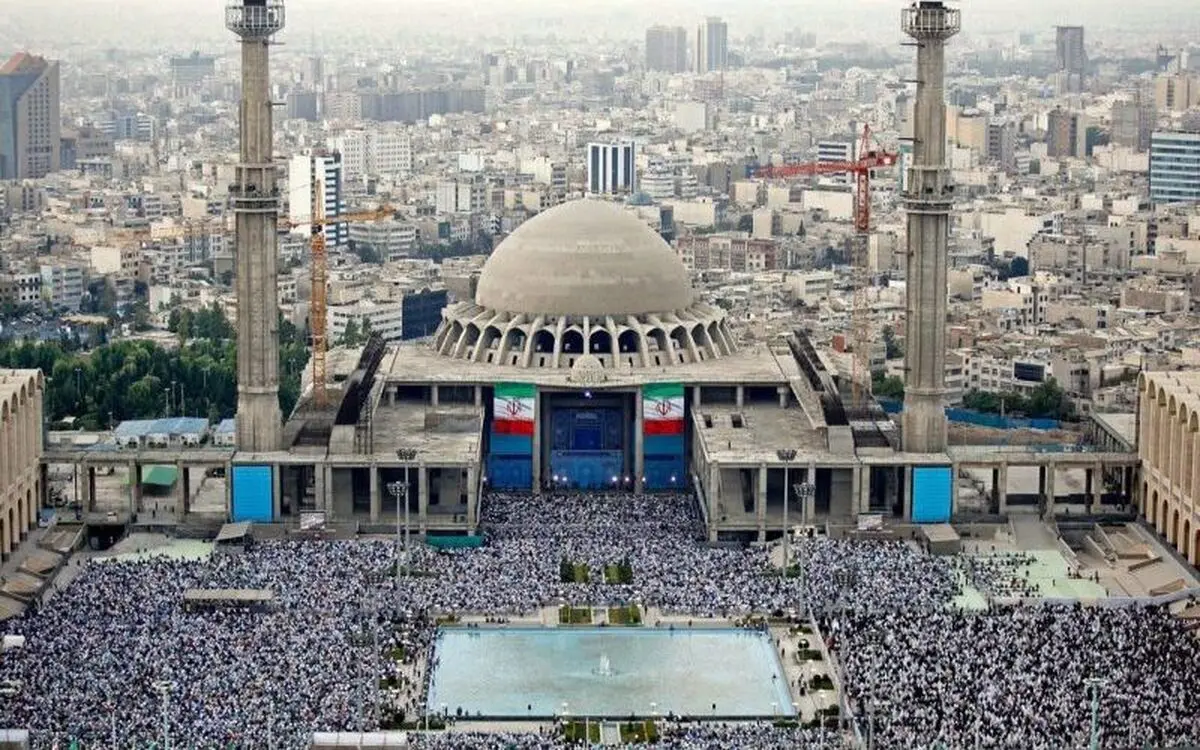 خدمات رسانی رایگان مترو در روز عید فطر به نمازگزاران