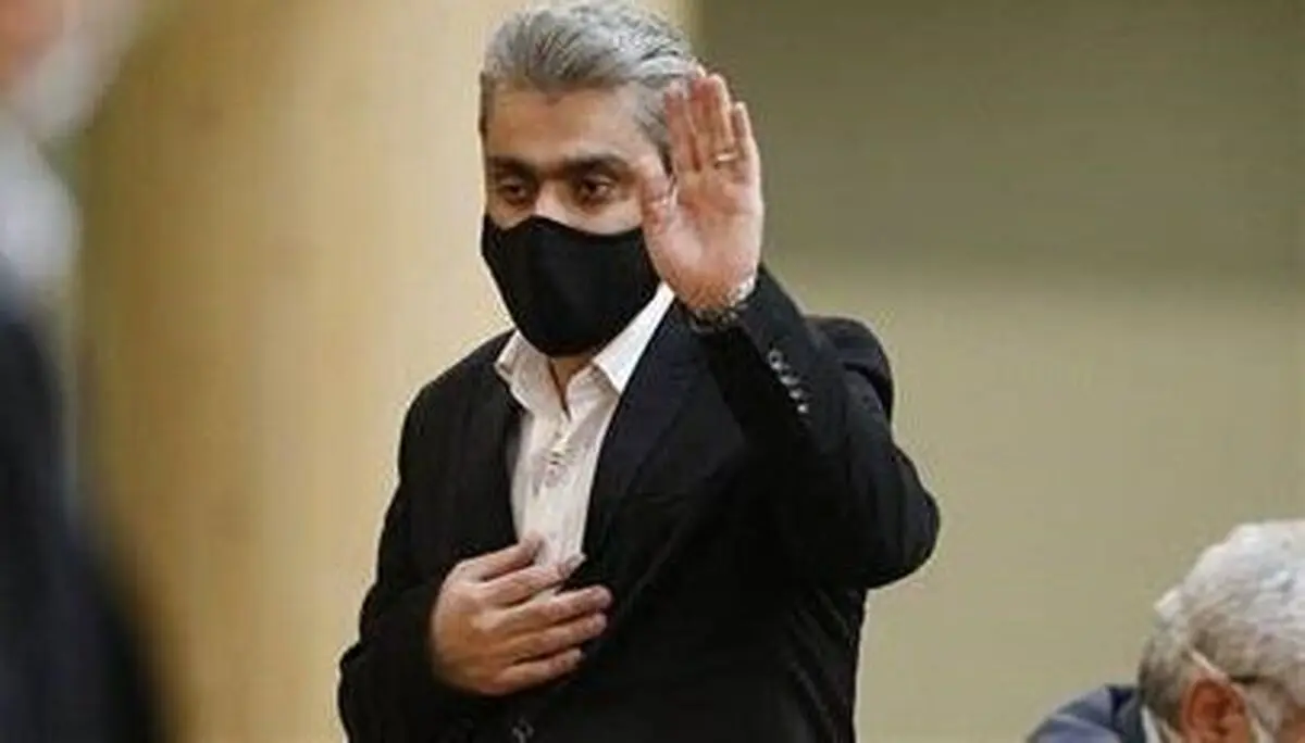 ایستادن پای فوتبال به خاطر منافع شخصی!

