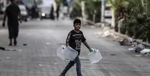 هر ۱۰ دقیقه یک کودک در غزه شهید می‌شود