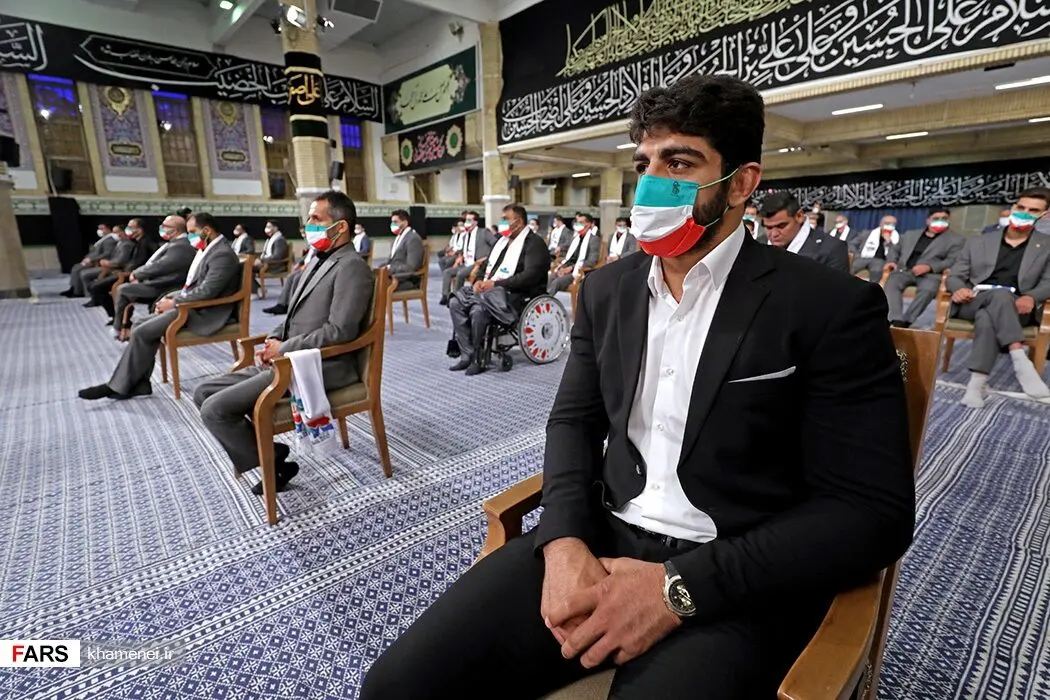 دیدار قهرمانان المپیک و پارالمپیک با رهبر معظم انقلاب/گزارش تصویری