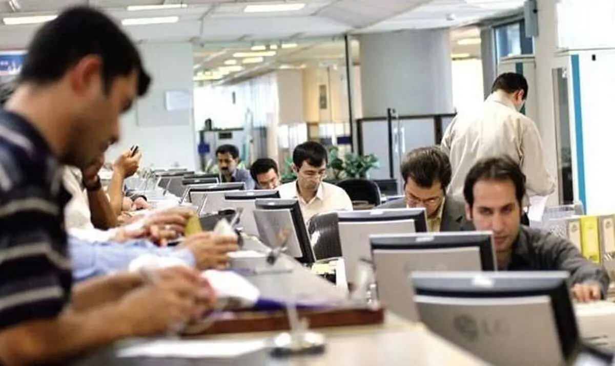 درخواست یک نماینده مجلس برای ادامه دورکاری کارمندان دولت