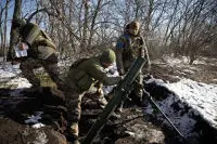 لحظه هدف قرارگرفتن مقر سربازان گروه واگنر توسط توپخانه ارتش اوکراین+ فیلم
