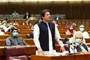 
عمران خان: دولت مخالفان را به رسمیت نخواهم شناخت
