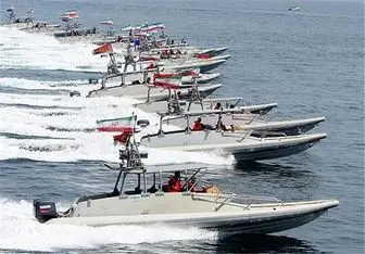 ادعایی عجیب؛ استقبال قایق‌های ایرانی از فرمانده ارشد آمریکایی!