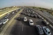 ترافیک در محور کرج-تهران نیمه‌سنگین است