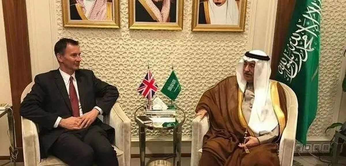 مذاکرات وزیر خارجه انگلیس با مقامات سعودی و منصور هادی درباره یمن و حقوق بشر
