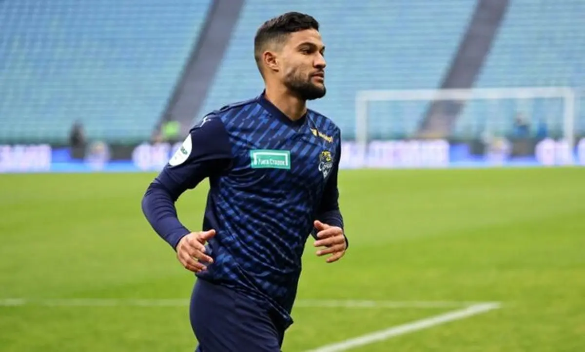 عطیهالله به پرسپولیس نزدیکتر شد