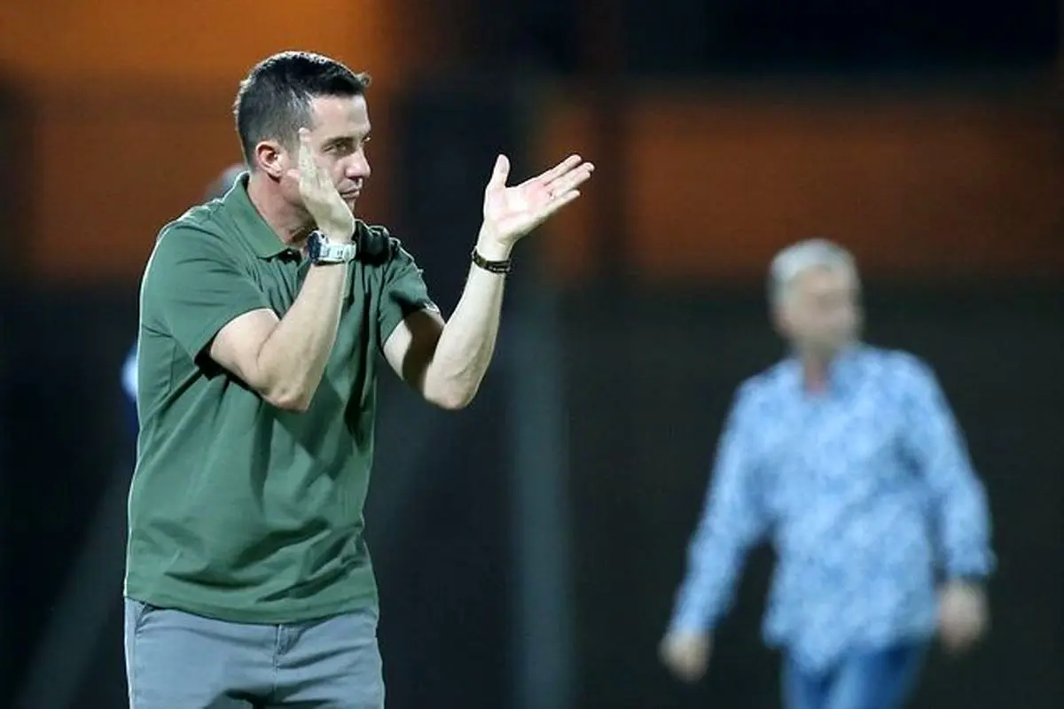 خط و نشان سرمربی پرسپولیس برای استقلال در دربی