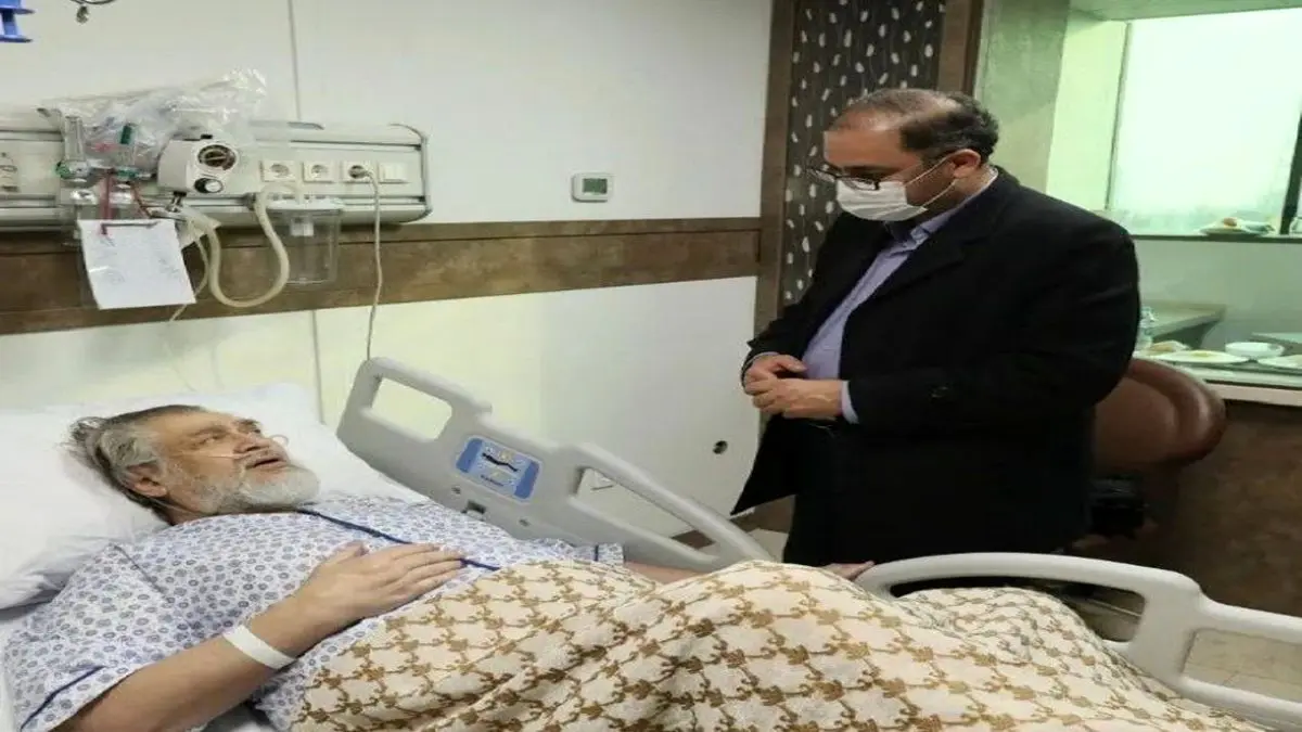 عیادت مدیر روابط عمومی سازمان صدا و سیما از نادر طالب زاده /عکس