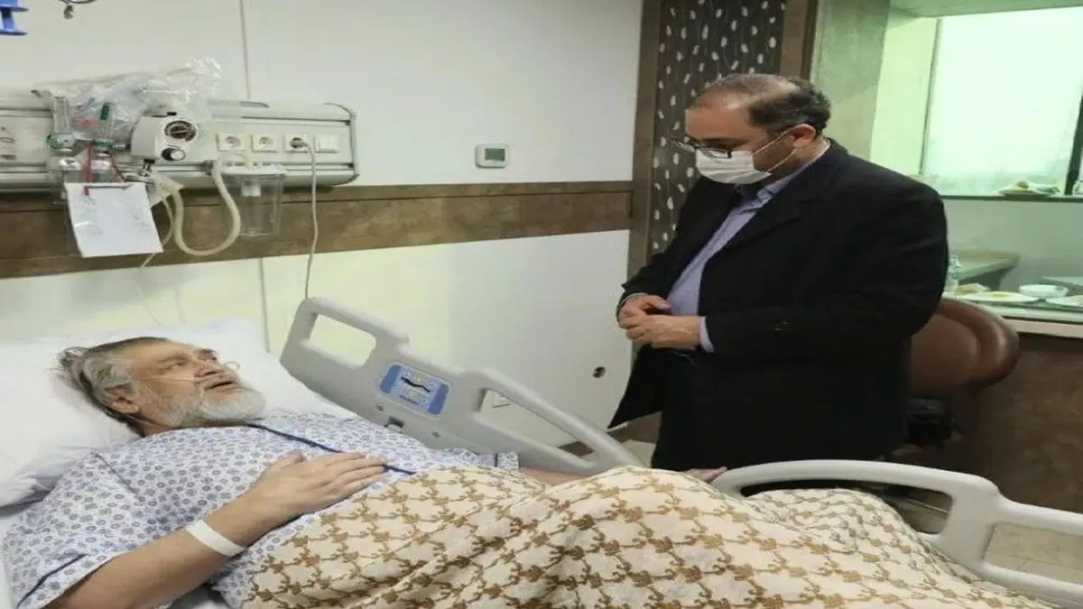 عیادت مدیر روابط عمومی سازمان صدا و سیما از نادر طالب زاده /عکس