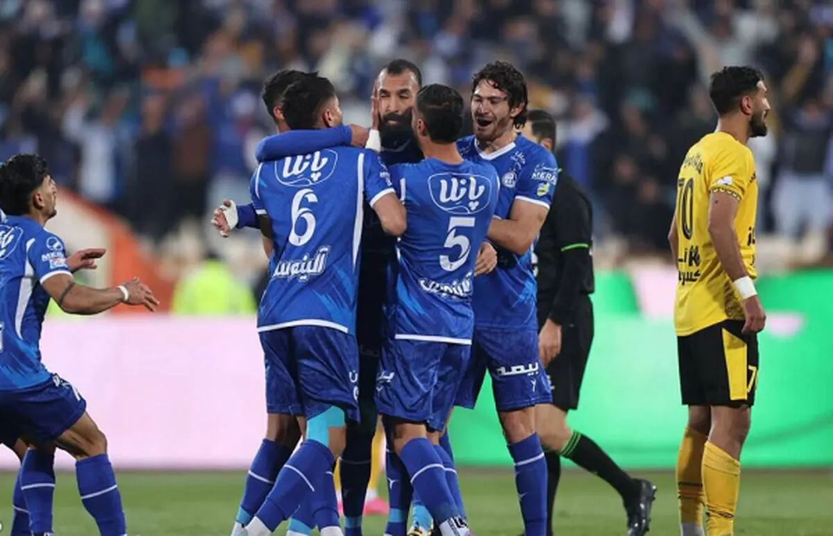 راه قهرمانی استقلال از دربی می‌گذرد