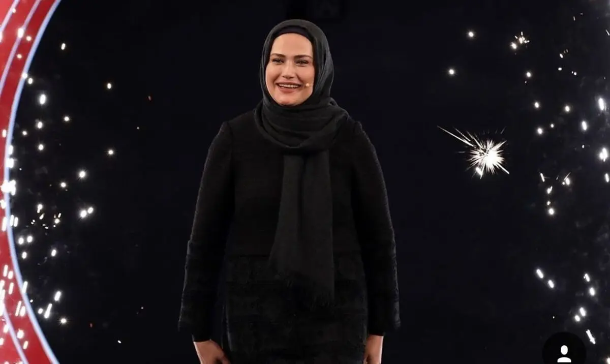 بغض خانم بازیگر در برنامه رامبد جوان
