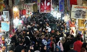 کالاهای ایرانی در انبارها تلمبار شده است
