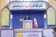 مدیران اقتصادی کشور در باورهای انقلابی و کارآمدی مدیریتی ضعف دارند