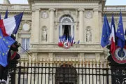 دولت فرانسه در آستانه استعفا
