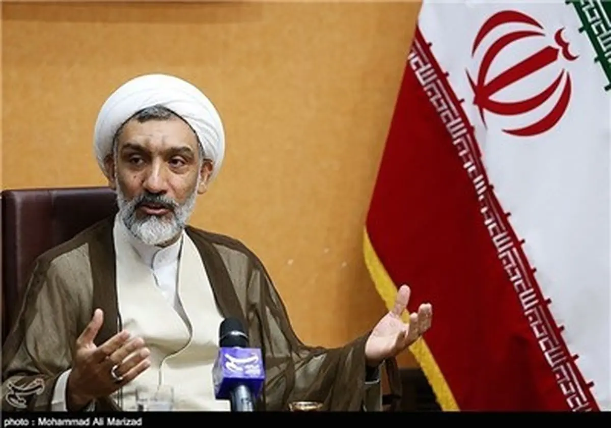 دولت و روحانی به اجرای دستورات دینی افتخار میکنند