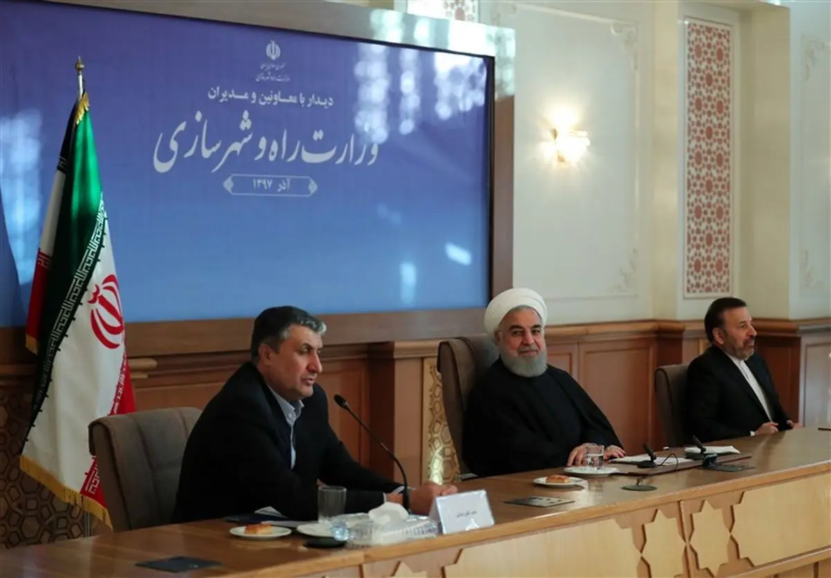 روحانی: تفکیک وزارتخانهها را ضروری میدانم