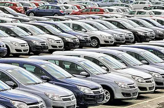 مافیا خودروها را در پارکینگ نگه داشتند تا با افزایش قیمت وارد بازار کنند