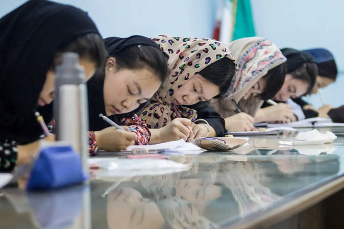 معاف شدن دانشجویان چینی از پرداخت شهریه تکذیب شد