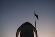 پرچم هزارمتری «یاحسین(ع)» بر فراز تهران به اهتزاز در می آید
