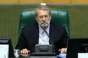 انتقاد لاریجانی از عدم تفویض اختیارات وزرا به استان‌ها